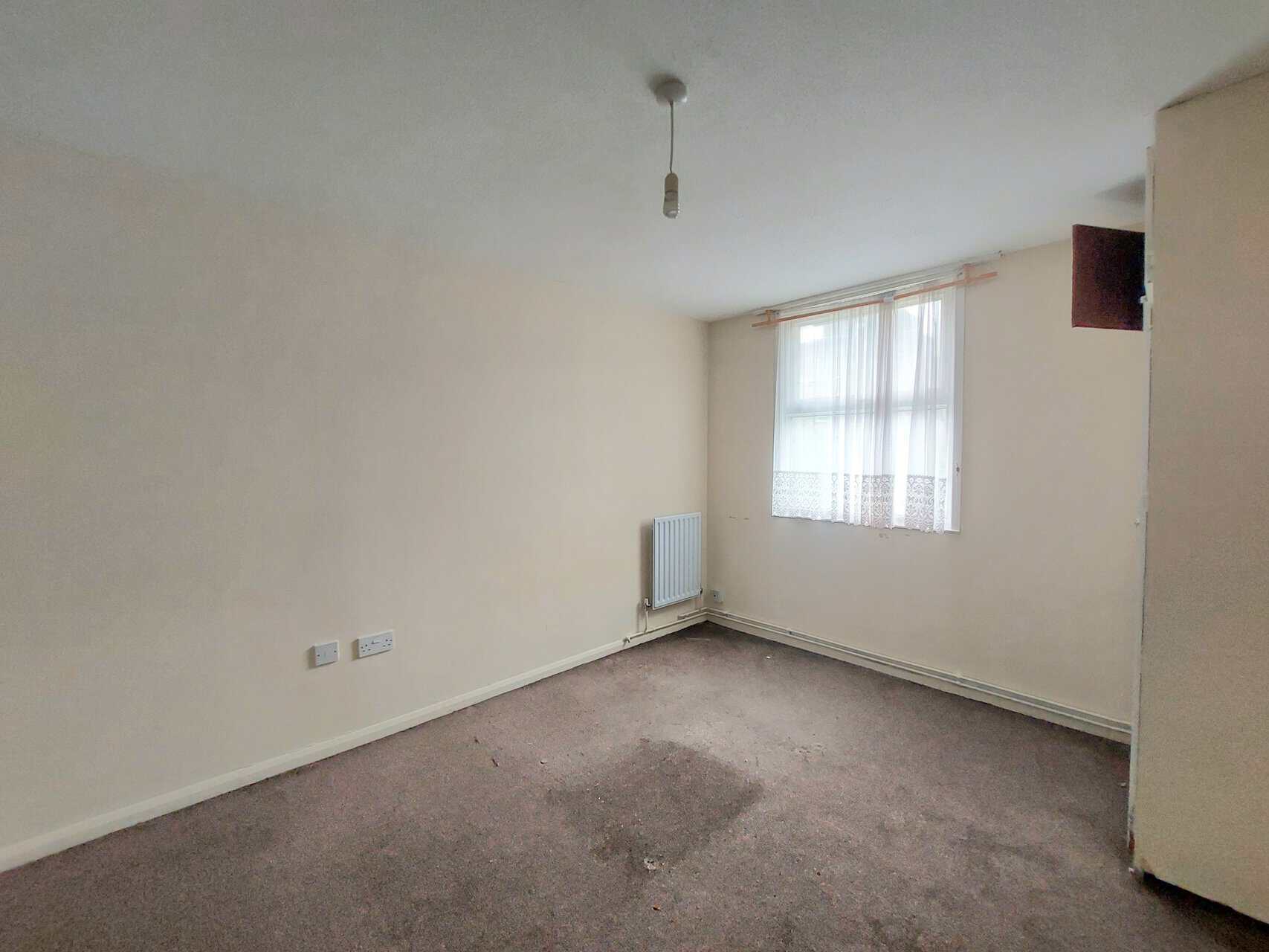 Photo-19-OSMOND-BEDROOM